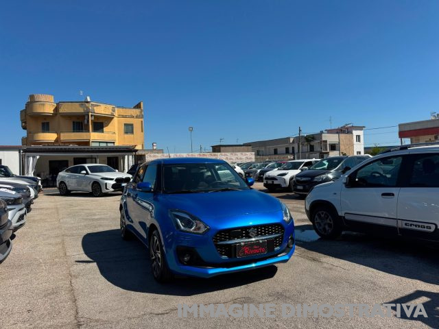 Suzuki Swift 1.2 Hybrid Top - foto 2 di 4