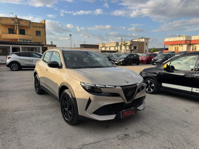 Alfa Romeo Junior 1.2 136 CV Hybrid eDCT6 Automatica - foto 2 di 4