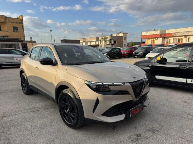 Alfa Romeo Junior 1.2 136 CV Hybrid eDCT6 Automatica - foto 4 di 4