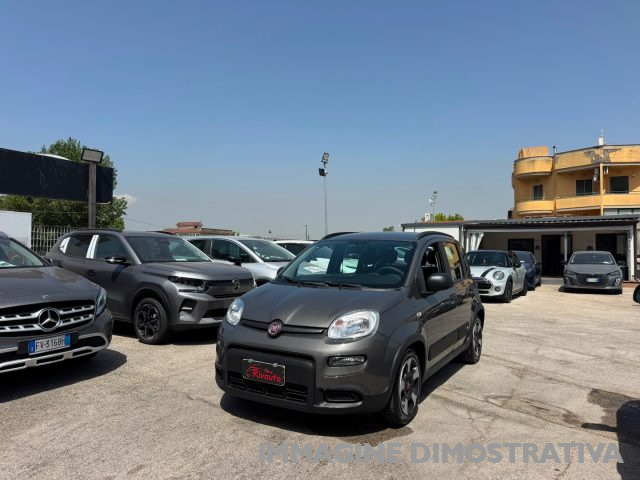 Fiat Panda 1.0 FireFly S&S Hybrid City Life - foto 2 di 4