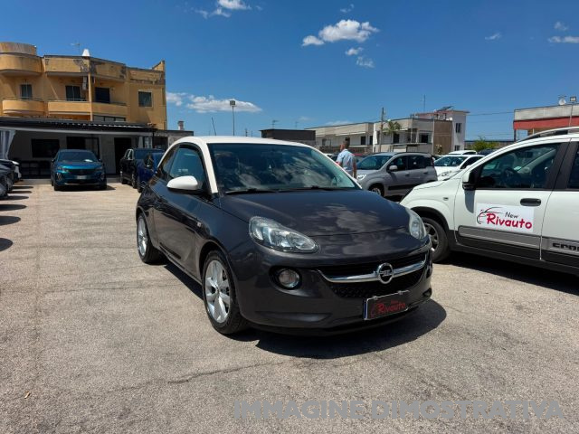 Opel Adam 1.2 70 CV Unlimited - foto 2 di 4