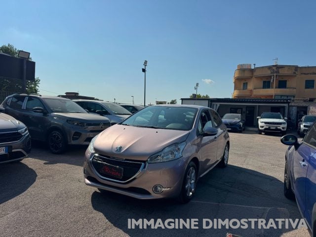 Peugeot 208 1.4 8V HDi 68CV 5p. Allure - foto 3 di 4