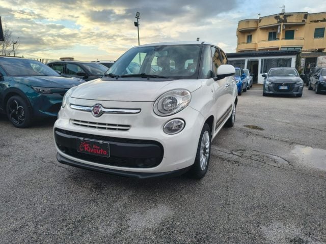Fiat 500L 1.3 Mtj 95 CV Lounge 7 Posti Living - foto 2 di 4