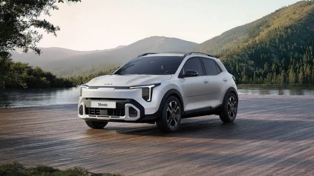 Kia Stonic 1.0 T-GDi 100 CV Urban nuovo a VOLLA