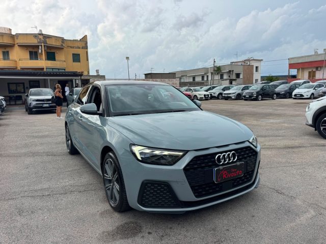 Audi A1 SPB 30 TFSI Admired Advanced - foto 2 di 4