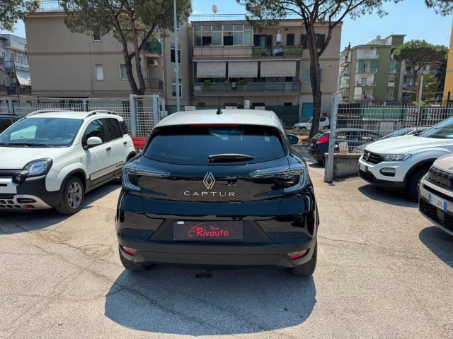 Renault Captur TCe 90 CV Techno - foto 2 di 4