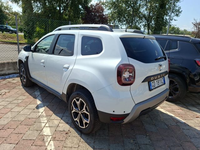 Dacia Duster 1.0 TCe 100 CV ECO-G 4x2 15th Anniversary - foto 2 di 7