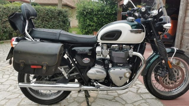 Triumph Dolomite BONNEVILLE T120, del 2017, 37.000 km, in vendita a Volla (NA)