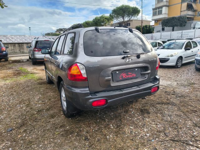 Hyundai SANTA FE 2.0 CRDi TD 4WD Plus - foto 4 di 12