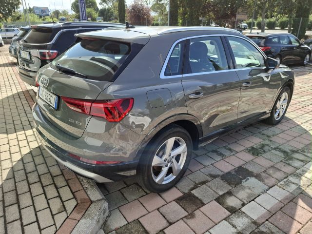 Audi Q3 35 TDI quattro S tronic - foto 3 di 5