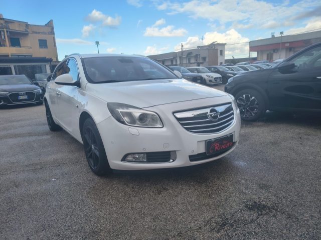 Opel Insignia 2.0 CDTI 160CV 4 porte Elective 4x4, del 2012, 205.000 km, in vendita a Volla (NA)