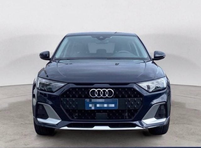 Audi A1 citycarver 30 TFSI Identity Contrast, del 2021, 32.700 km, in vendita a Volla (NA)