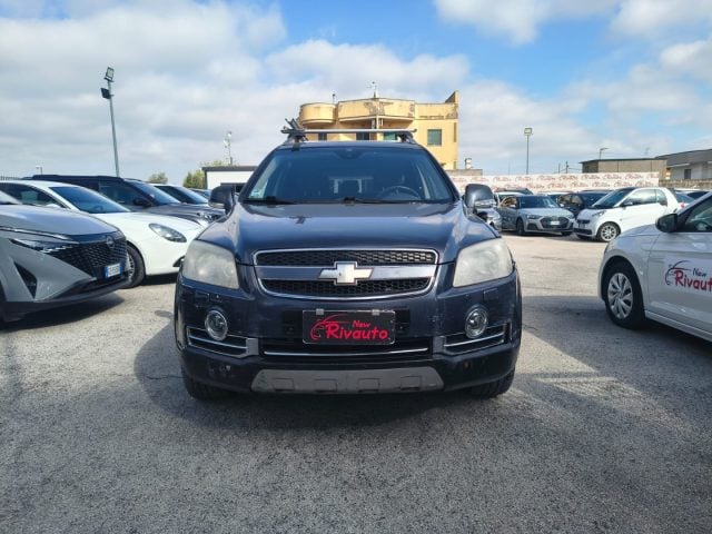Chevrolet Captiva 2.0 VCDi LTX 7 Posti - foto 2 di 4