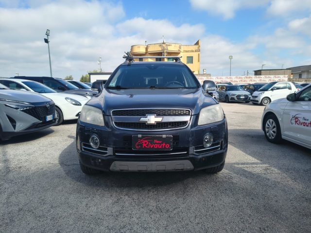 Chevrolet Captiva 2.0 VCDi LTX 7 Posti - foto 2 di 4