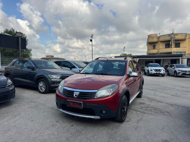 Dacia Sandero Stepway 1.6 8V 90CV - foto 2 di 4