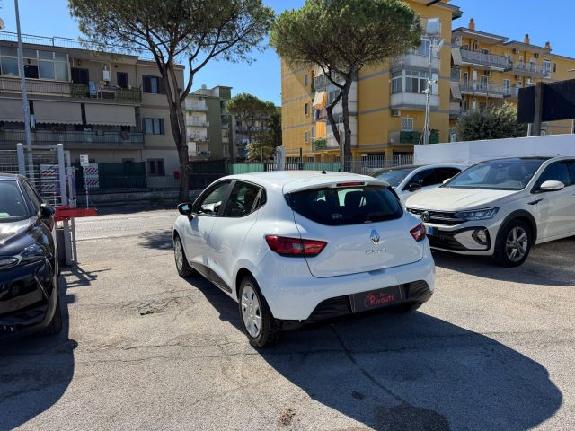 Renault Clio 1.2 75CV GPL 5 porte Live - foto 4 di 4