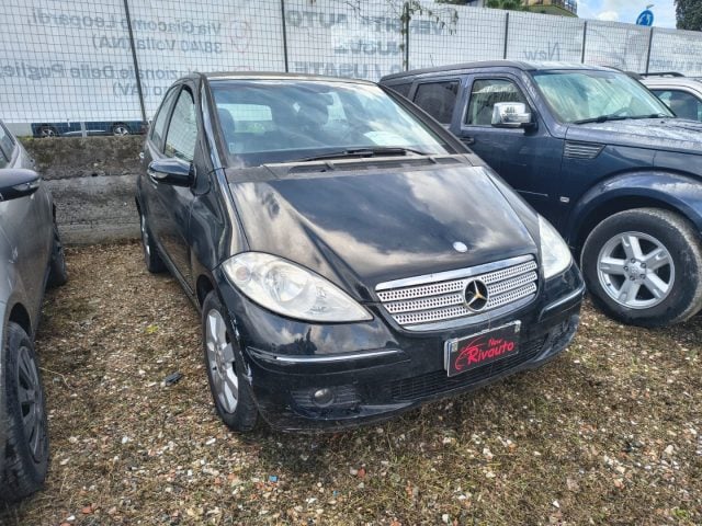 Mercedes-Benz A 180 CDI Avantgarde Automatica - foto 3 di 3