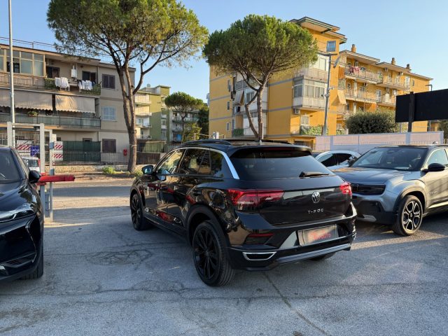 Volkswagen T-Roc 2.0 TDI SCR R-Line Tetto - foto 4 di 4