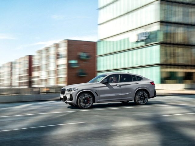 BMW X4 xDrive20D 48V, del 2024, 71.000 km, in vendita a Volla (NA)