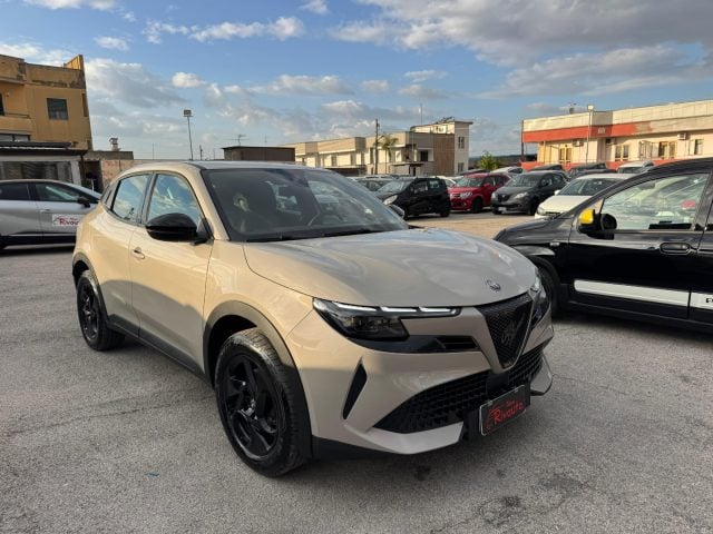 Alfa Romeo Junior 1.2 136 CV Hybrid eDCT6 Automatica - foto 4 di 4