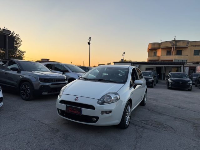 Fiat Punto 1.3 MJT II 75 CV 5 porte Young - foto 2 di 4