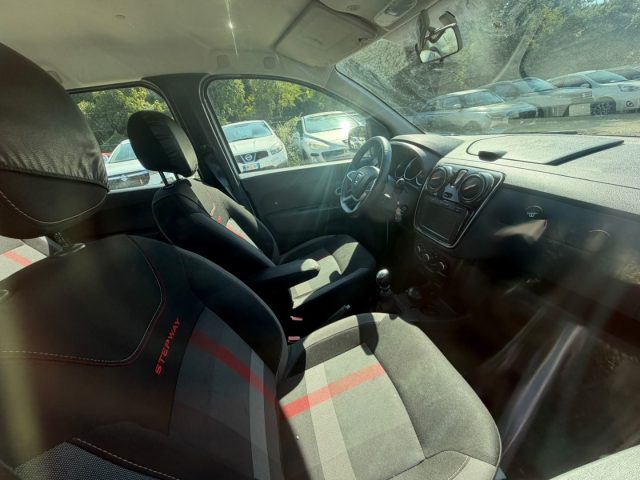 Dacia Lodgy Stepway 1.5 Blue dCi 8V 115CV 7 posti - foto 3 di 4