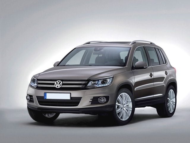 Volkswagen Tiguan 2.0 TDI 110CV Business Sport & Style BlueMotion Te, del 2014, 190.000 km, in vendita a Volla (NA)