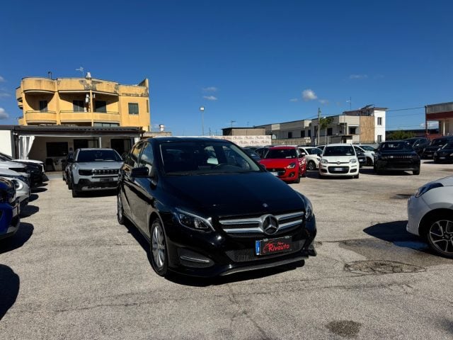 Mercedes-Benz B 180 d Premium - foto 4 di 4