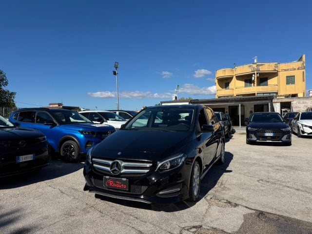 Mercedes-Benz B 180 d Premium - foto 3 di 4