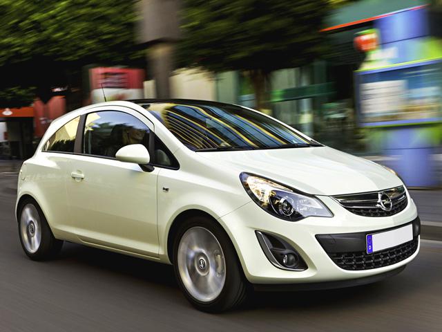 Opel Corsa 1.3 CDTI 75CV 3 porte b-color, del 2014, 234.292 km, in vendita a Volla (NA)