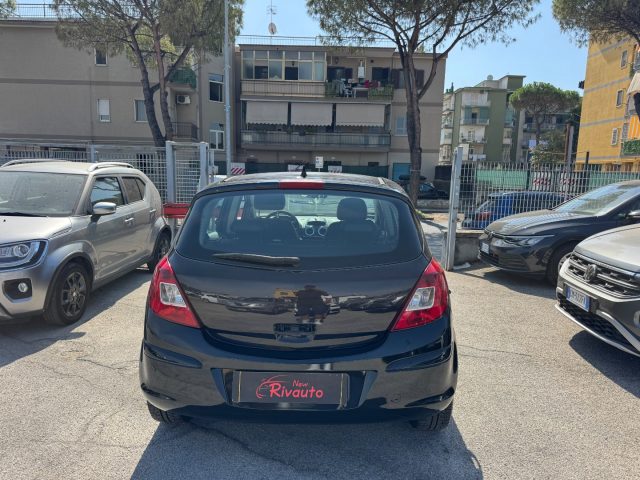 Opel Corsa 1.2 5 porte Cosmo - foto 4 di 4
