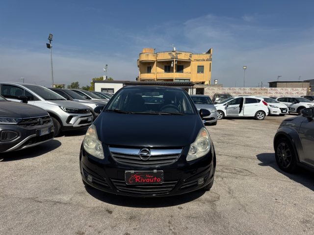 Opel Corsa 1.2 5 porte Cosmo - foto 2 di 4
