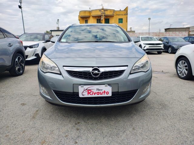 Opel Astra 1.7 CDTi 125cvStart&Stop SPORT TOURER COSMO, del 2011, 273.000 km, in vendita a Volla (NA)