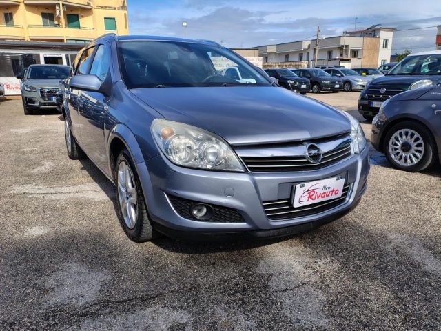 Opel Astra 1.7 CDTI 110CV Station Wagon Cosmo - foto 2 di 4
