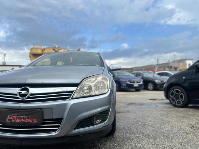 Opel Astra 1.7 CDTI 101CV 5 porte Cosmo - foto 3 di 4