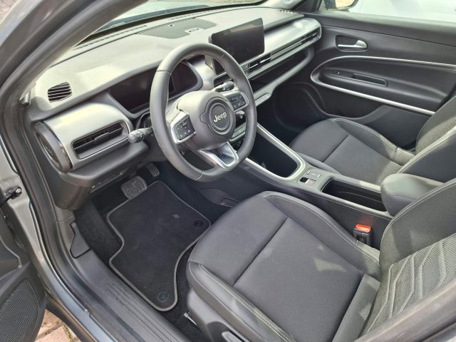 Jeep Avenger 1.2 Turbo 100 CV MHEV Altitude Automatica - foto 4 di 4