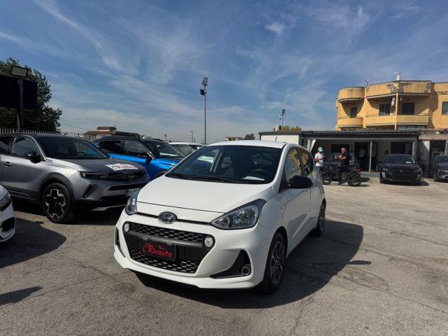 Hyundai i10 1.0 12V MPI TECH AUTOMATICA - foto 3 di 4