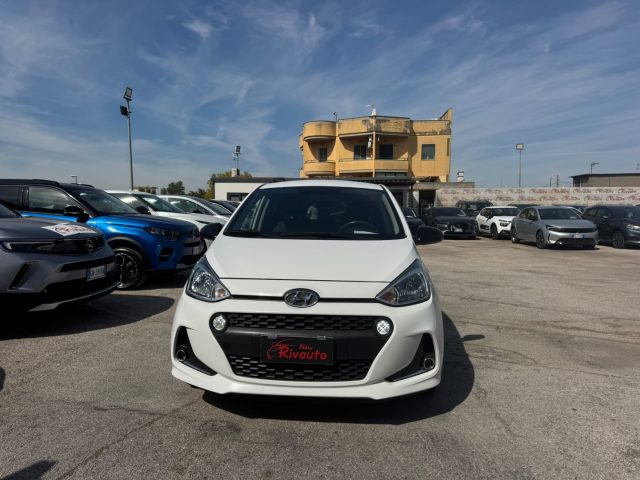 Hyundai i10 1.0 12V MPI TECH AUTOMATICA - foto 2 di 4