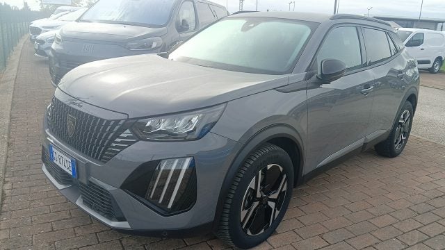 Peugeot 2008 PureTech 130 S&S EAT8 Allure, del 2024, 26.000 km, in vendita a Volla (NA)