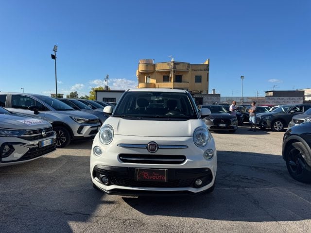 Fiat 500L 1.3 Multijet 95 CV Connect Autocarro 5 posti, del 2021, 249.000 km, in vendita a Volla (NA)