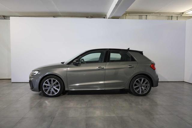 Audi A1 SPB 30 TFSI S line edition - foto 3 di 4