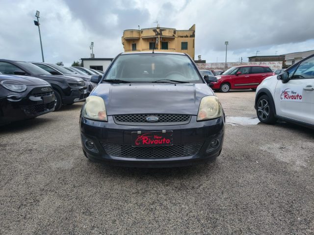 Ford Fiesta 1.2 16V 3p. Clever, del 2008, 170.000 km, in vendita a Volla (NA)