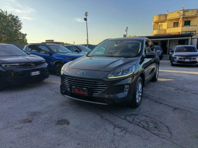 Ford Kuga 1.5 EcoBoost 150 CV GPL 2WD Titanium - foto 3 di 4