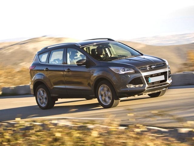 Ford Kuga 2.0 TDCI 115 CV 2WD Titanium, del 2014, 94.900 km, in vendita a Volla (NA)