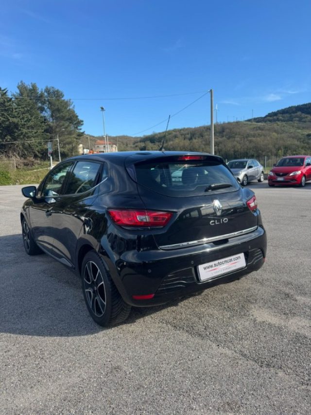 Renault Clio dCi 8V 75 CV Start&Stop 5 porte Energy Intens - foto 4 di 17