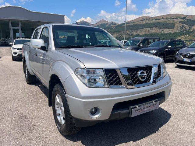 Nissan Navara 2.5 dCi 4 porte Double Cab LE usato a SAN GREGORIO MAGNO
