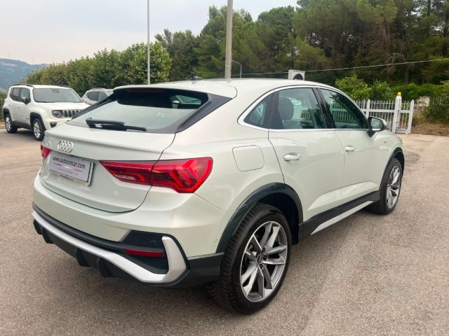 Audi Q3 SPB 35 TDI S line edition - foto 2 di 13