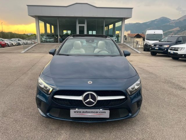 Mercedes-Benz A 180 d Automatic Sport - foto 2 di 4