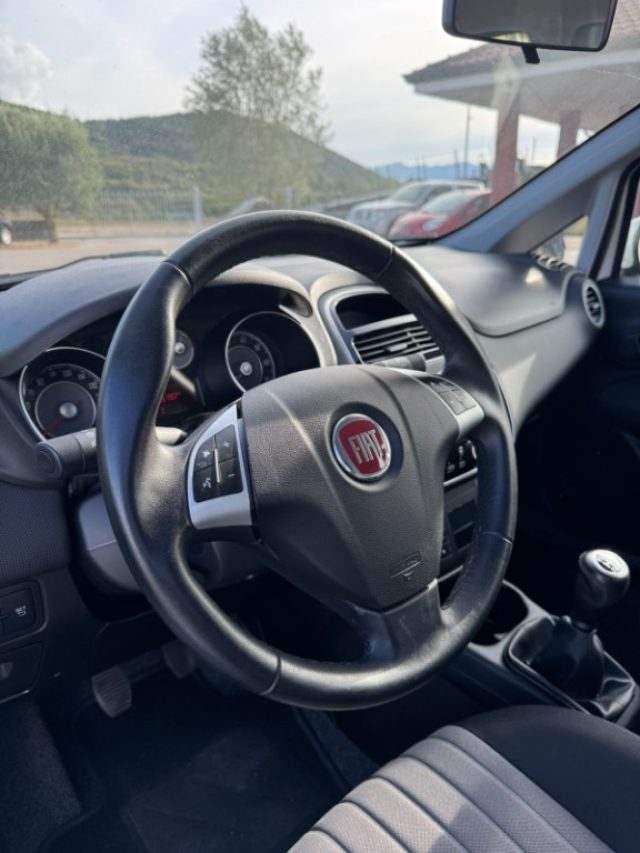 Fiat Punto 1.3 MJT II S&S 95 CV 5 porte Street - foto 2 di 4