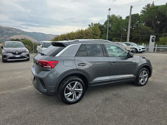 Volkswagen T-Roc 2.0 TDI SCR 150 CV DSG 4MOTION R-Line - foto 2 di 4